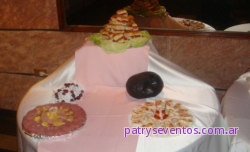 Mesa de fiambres