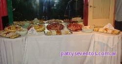 Mesa de fiambres